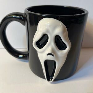 Halloween Icon Embossed Scream Ghostface Horror 20oz Coffee Mug Cup bioworld